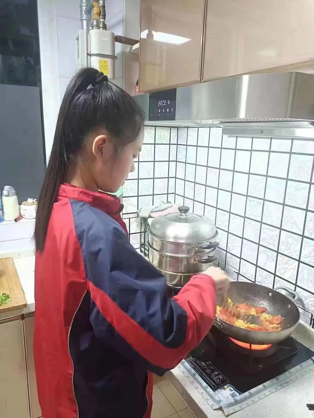 生活技能缝衣服做饭_做饭穿的衣服叫啥_做饭的衣服怎么洗干净